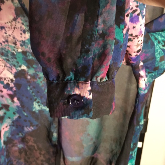 Bisou Bisou Colorful Women’s sheer Blouse Sz. S - Picture 4 of 5